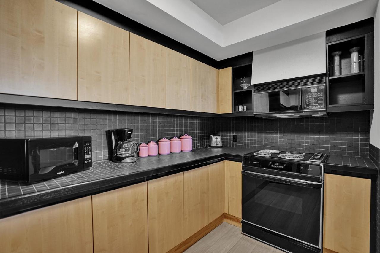 Amazing Two Bedroom Apartments Ocean View- Miami Beach Exteriör bild