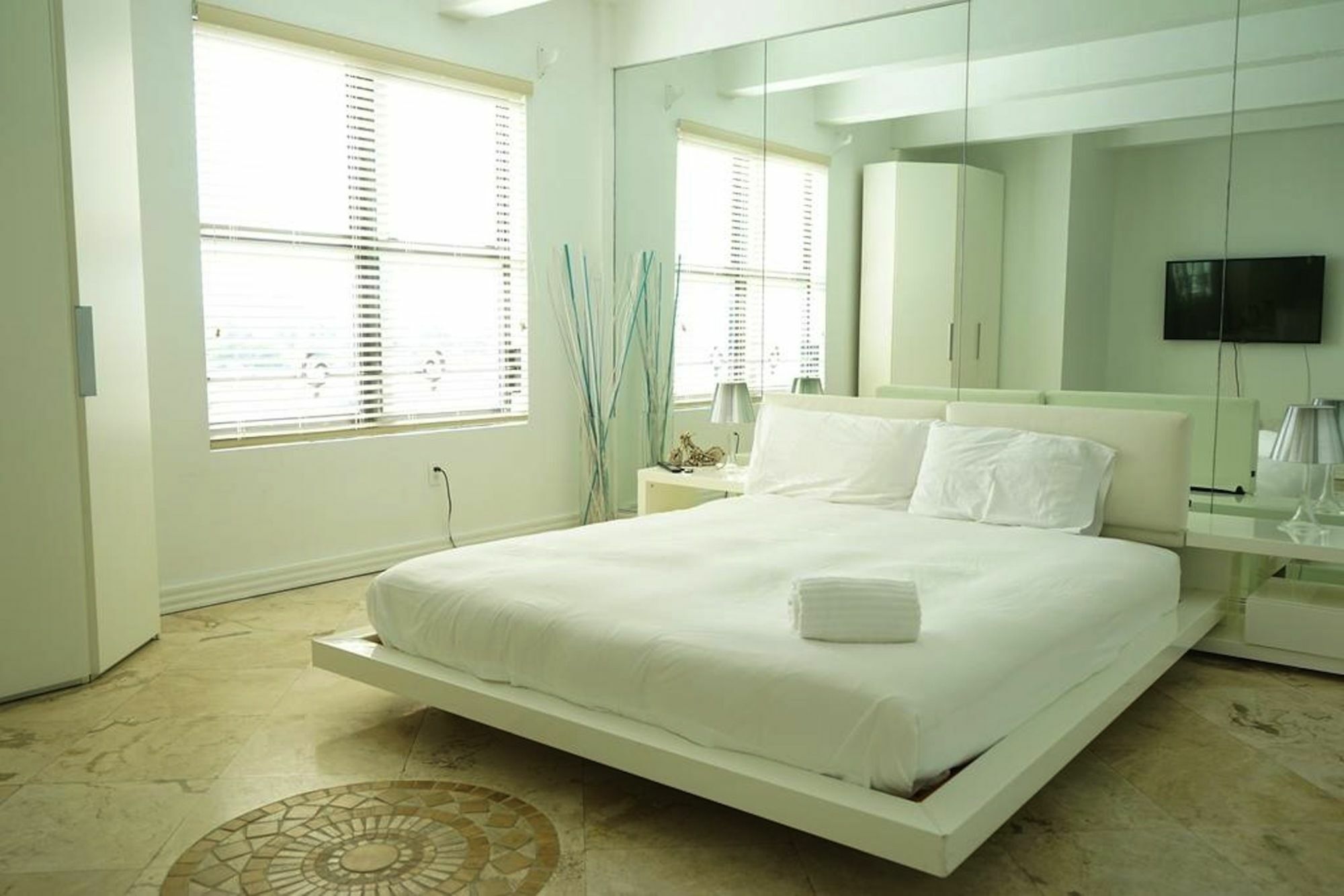 Amazing Two Bedroom Apartments Ocean View- Miami Beach Exteriör bild